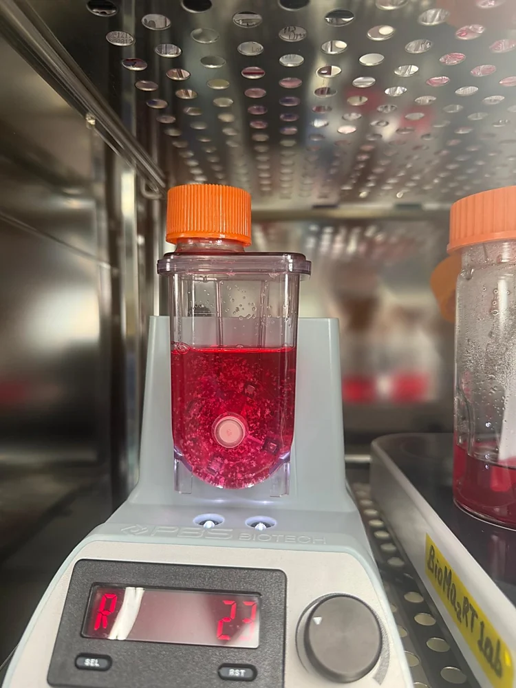 A PBS-MINI benchtop bioreactor during cell culture