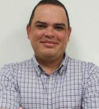 Dr. Emmanuel Arzuaga